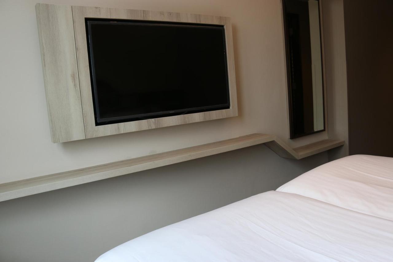 Aqueen Prestige Hotel Lavender سنغافورة المظهر الخارجي الصورة